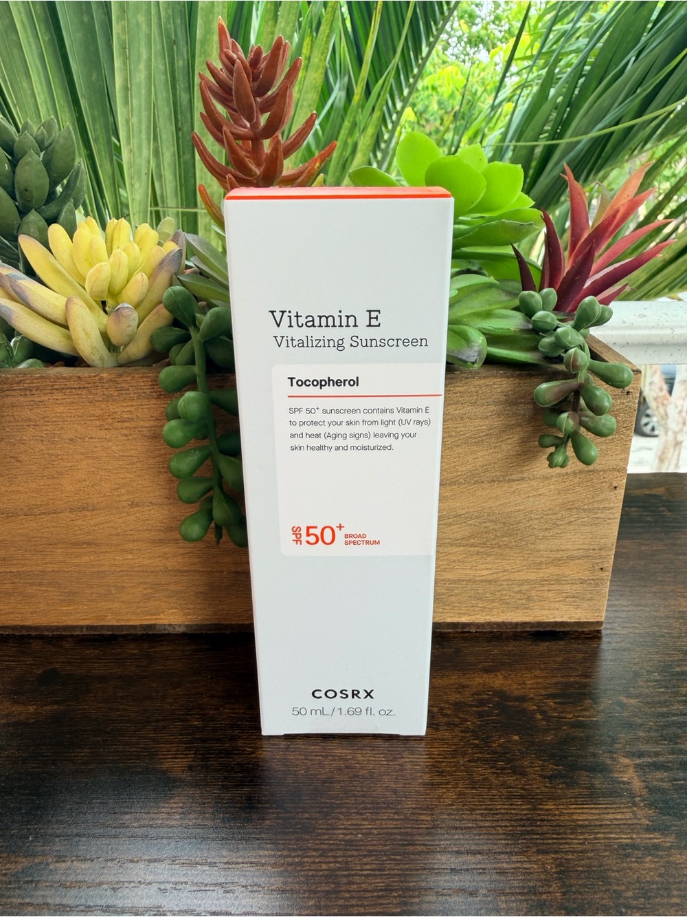 COS Vitamin E Vitalizing Sunscreen SPF 50+ - White and Orange